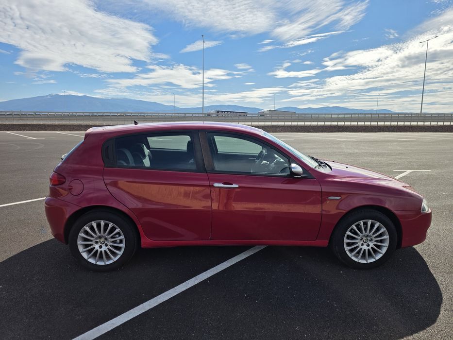 Alfa Romeo 147 Black Line 1.9 JTDm 120 - на части