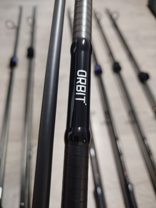 5 lansete Delphin Orbit , 2 Spod-uri  Carp Expert și o husa Caperlan