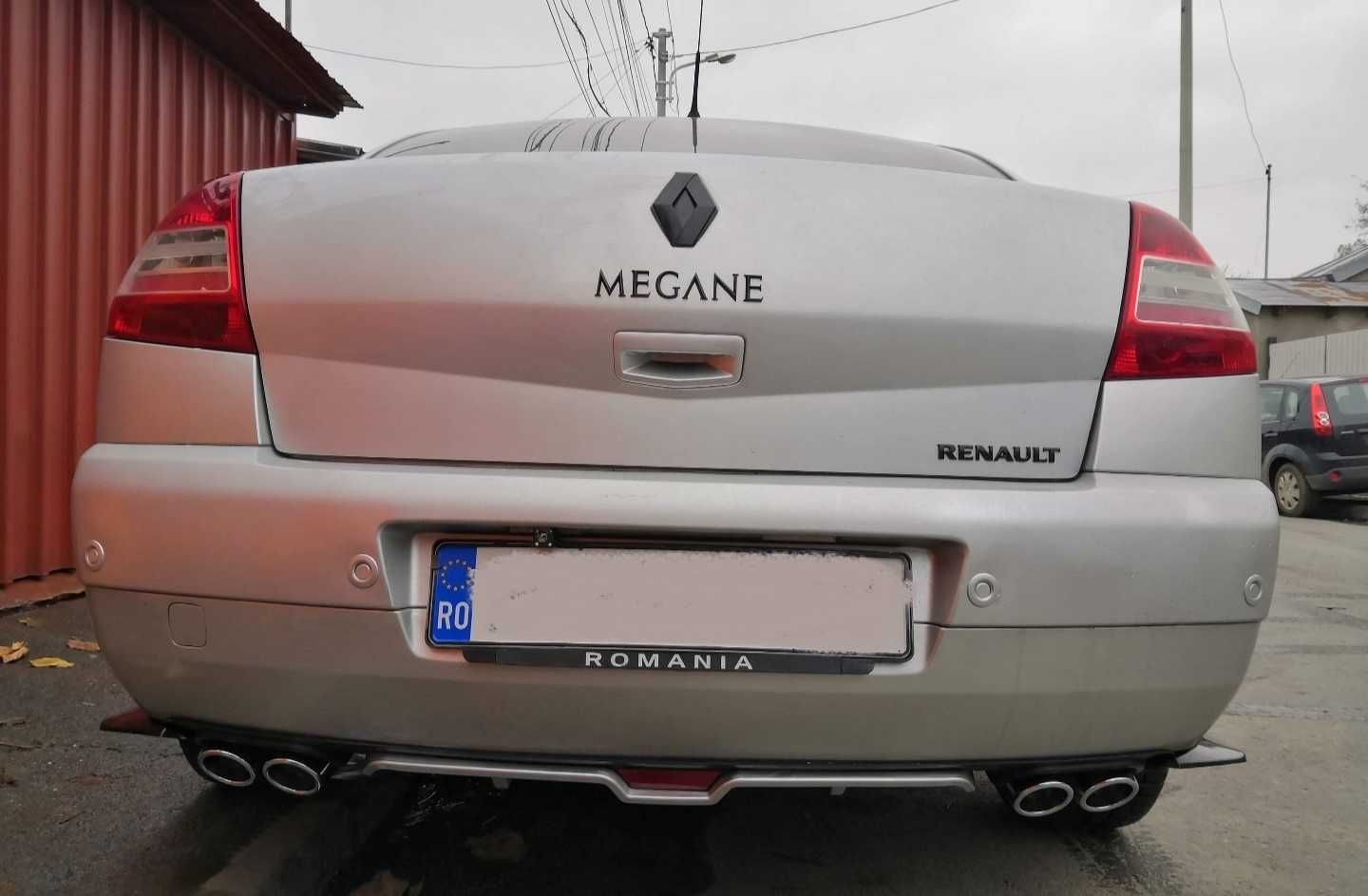 Ornament Difuzor pentru bara spate adaptabil pentru Renault Megane 2