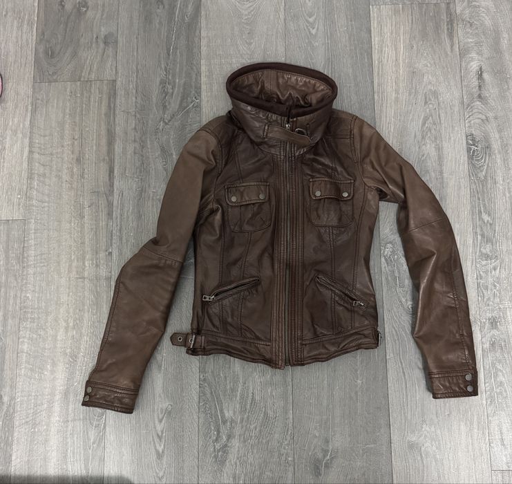 Geaca din piele naturala Bershka-S