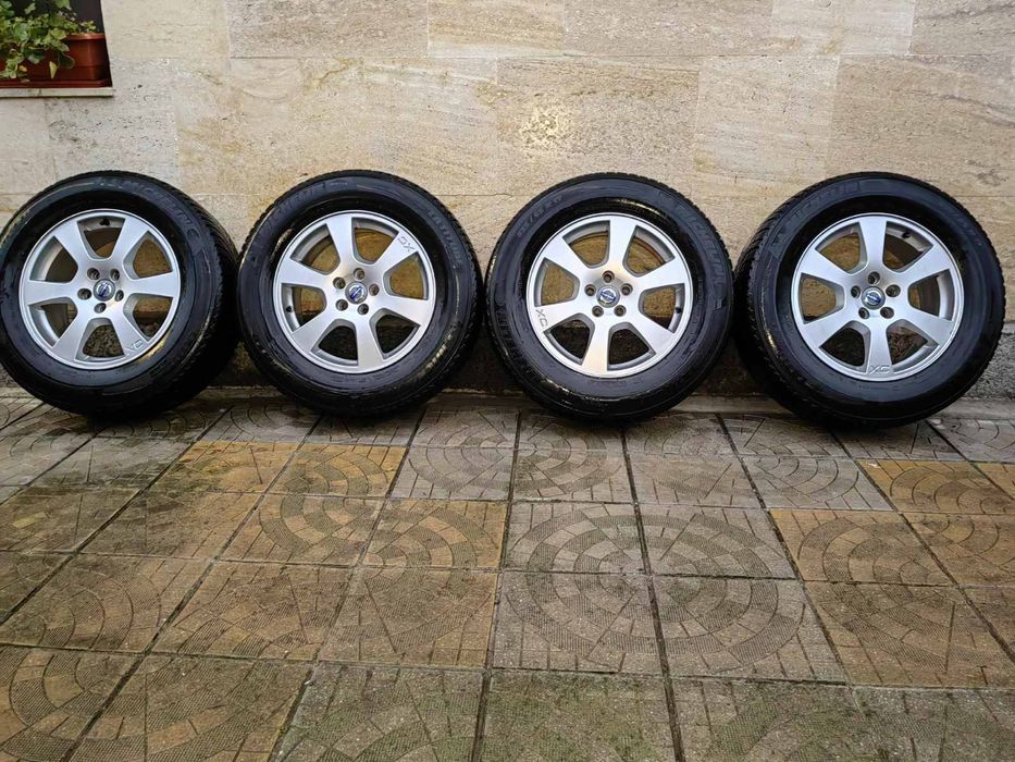 Продавам лети джанти с гуми