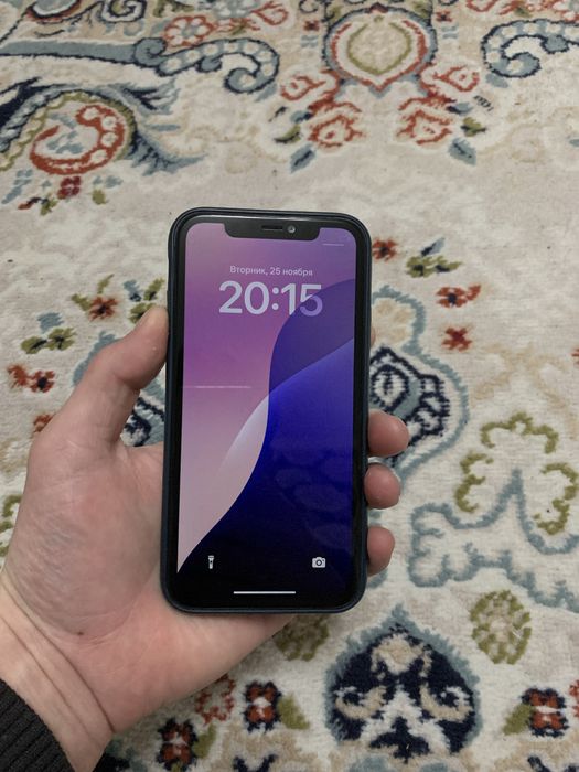 Iphone 11 в хорошом состояний