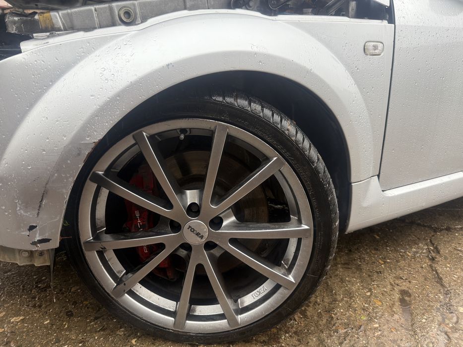 Продавам ауди тт на части