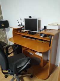 Vânzare birou, scaun de birou și calculator