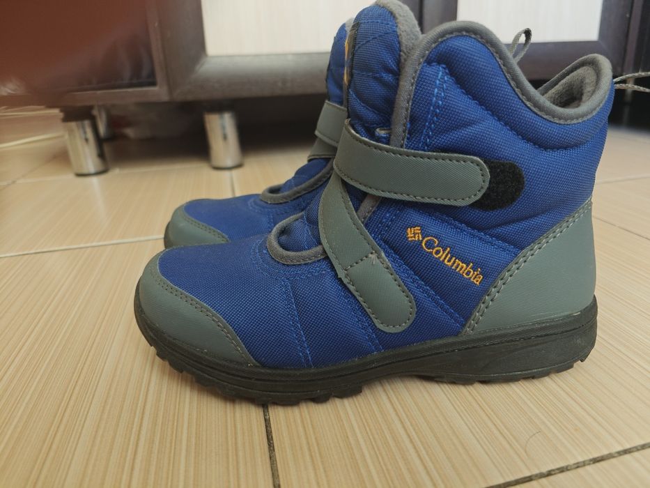 Продам детские сапоги Columbia