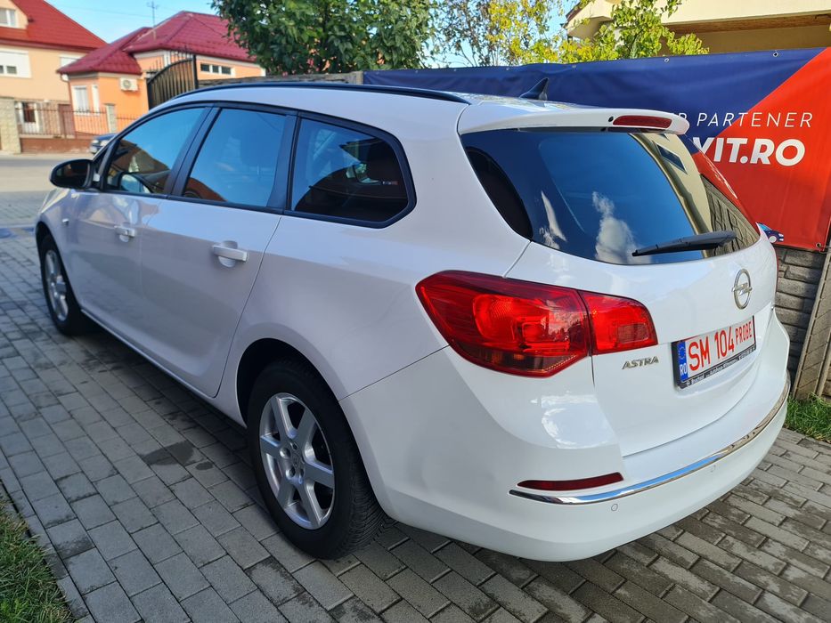 Opel Astra J, 1.6 diesel, 2015, Euro 6