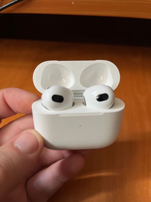 AirPods 3rd generation с кабел