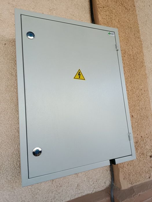 Zaryadka shit 7kw sotiladi. Продоется Щит для зарядки электро 7квт.