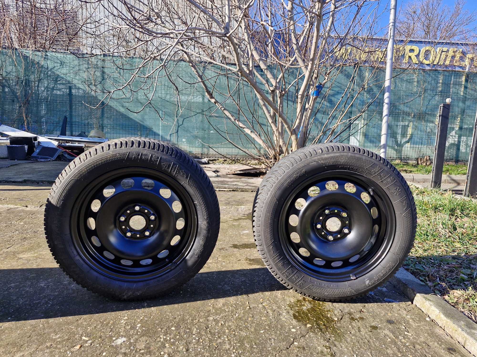 set 4 jante volkswagen si anvelope iarna 205.55.R16 ca NOI
