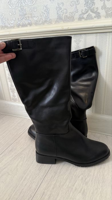 Новые сапоги зимние 38 размера