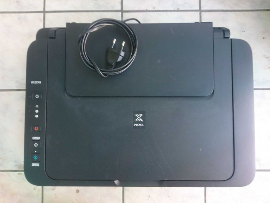 Multifunctional Canon Pixma MG 2550s