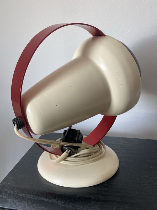 Инфра червена лампа за нагревки Philips