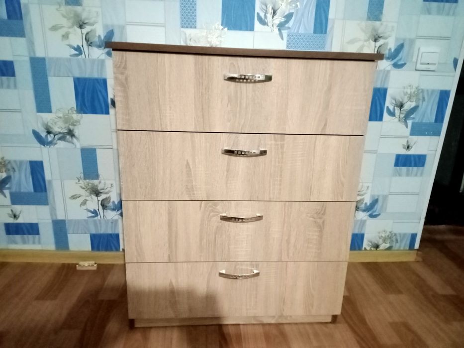 Продам комод б/у