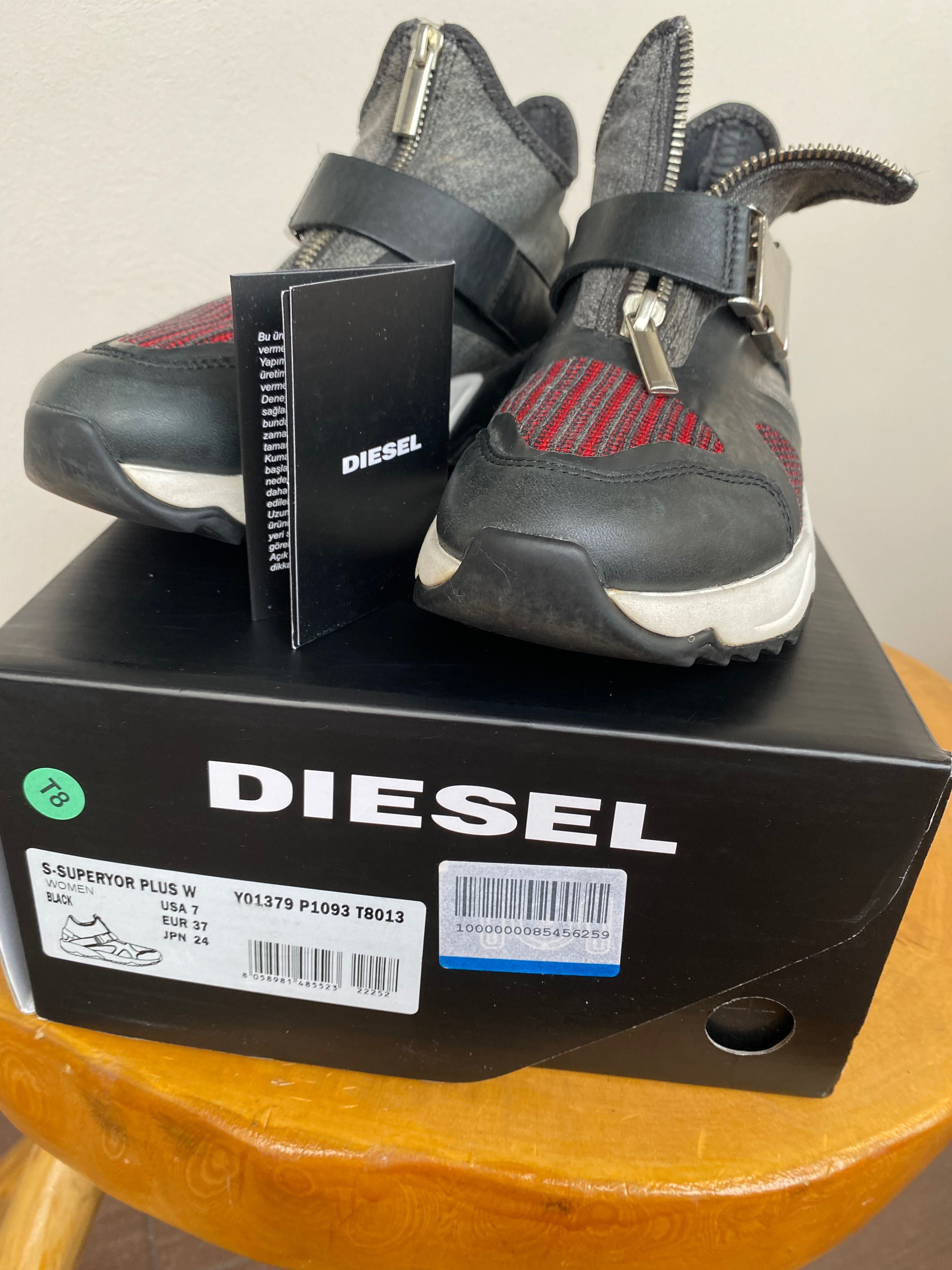 Уникални обувки Diesel