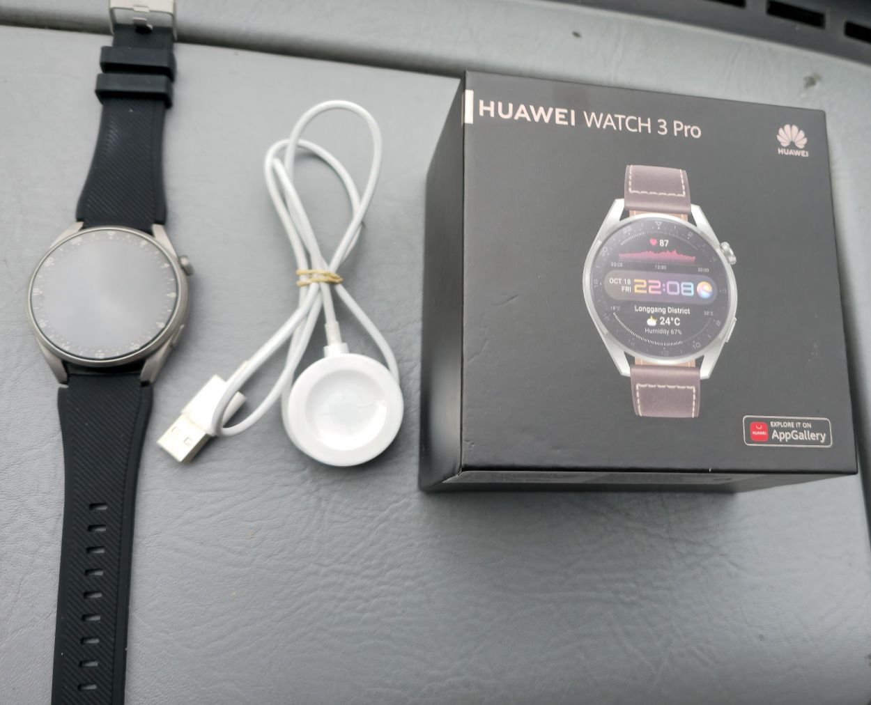 Huawei watch 3 pro неразличими от нов.