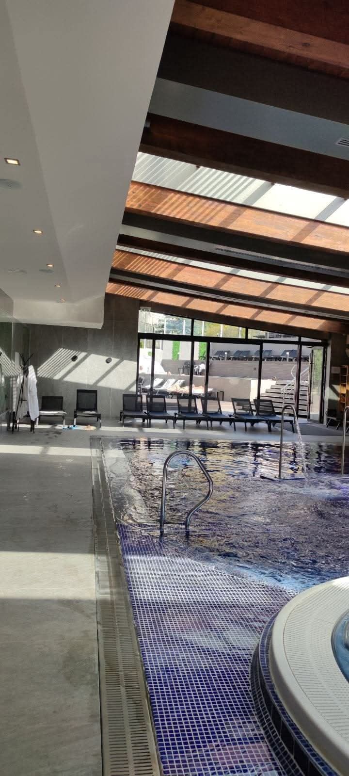 Продава се студио 66.62м2 в St Ivan Rilski Spa 4* с паркомясто и СПА!