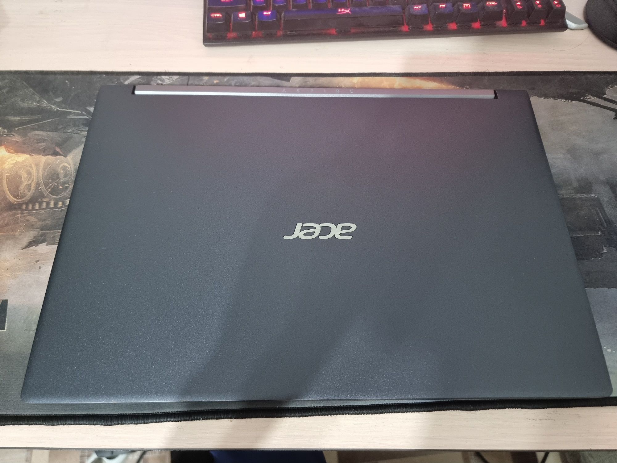 Игровой ноутбук Acer aspire 7