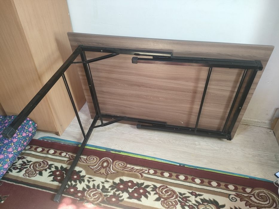 Стол раскладной продается