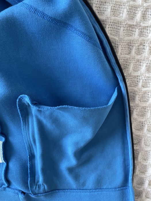 Nike Tech Fleece в небесносиньо,лекота, стил и комфорт в едно!