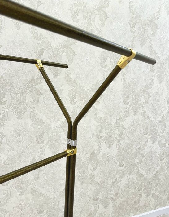 Ayri garderop super sifartda baqvat