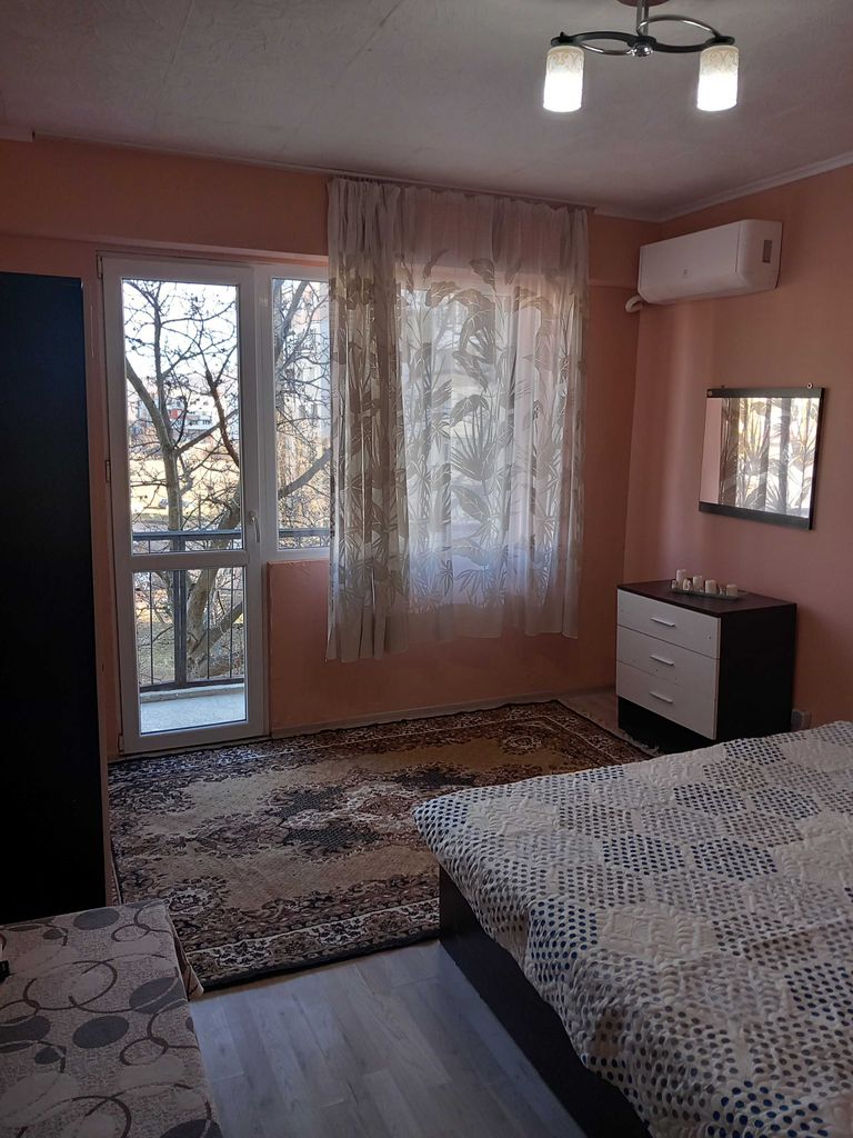 Дава се под наем Едностаен апартамент в София, Младост 1А - 48 кв.м за 204 € - Снимка #9