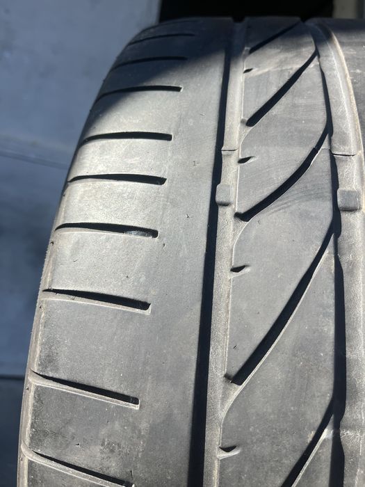 2 бр. летни гуми 295/30/19 Bridgestone 5 mm DOT 1417