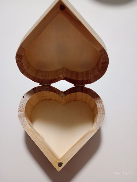 Cutii pentru Cadouri