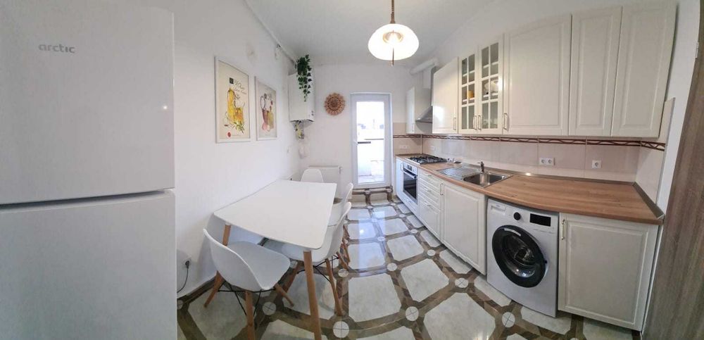 inchiriez apartament 2 camere decomandate 2 terase 2 locuri de parcare