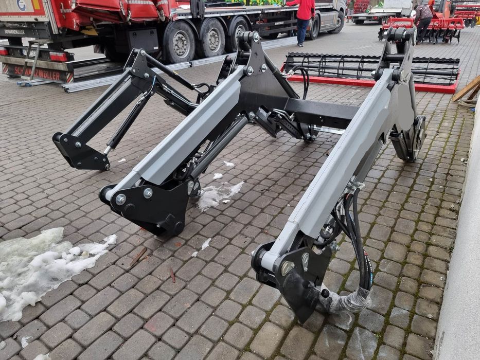 Incarcator Frontal Încărcător TRACTOR UNIVERSAL RODA  Piese de schimb