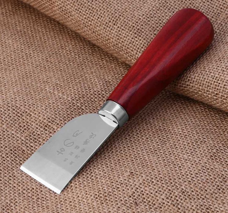 Нож шорный для работы с кожей