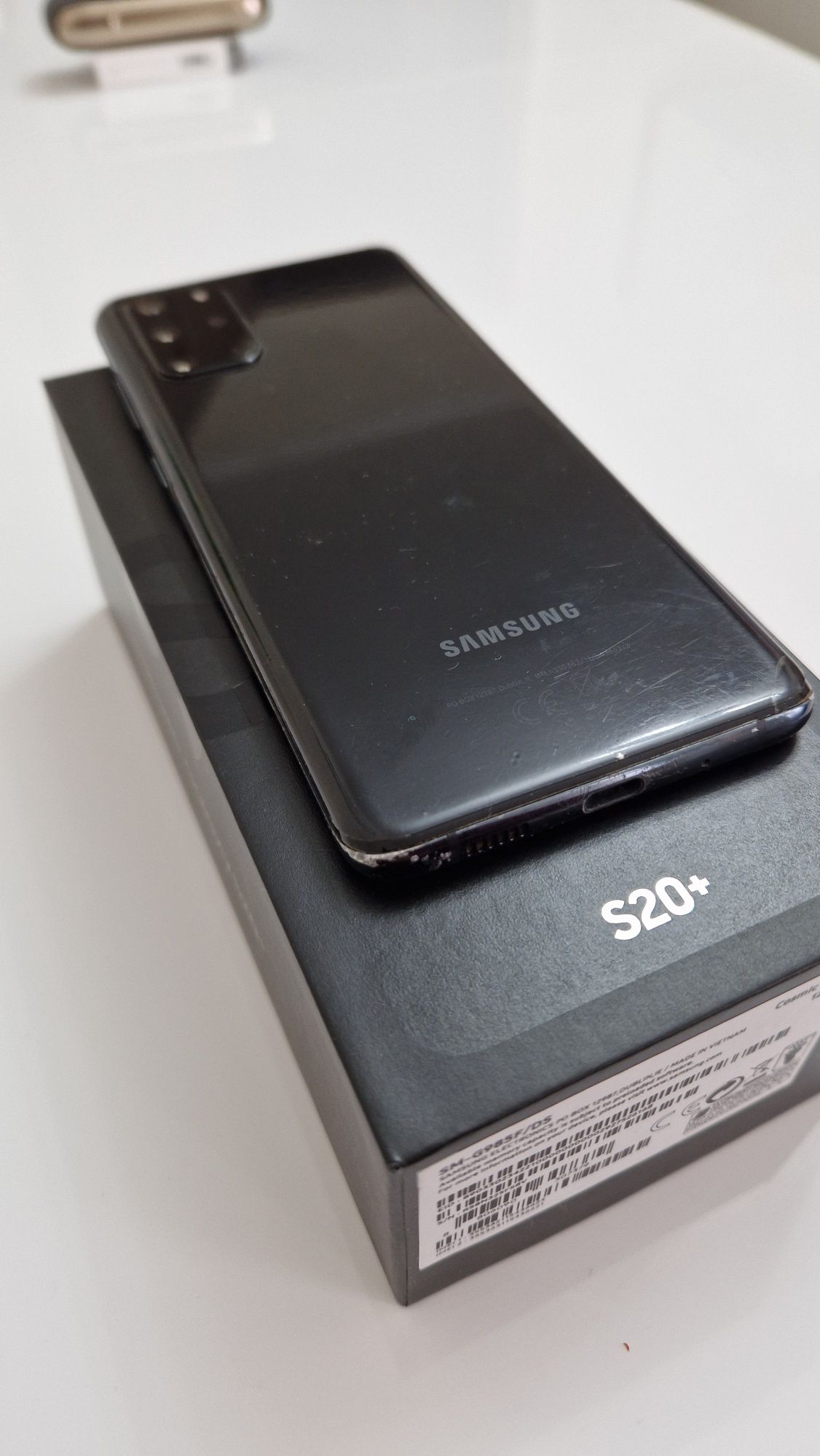 Samsung S20+ plus
