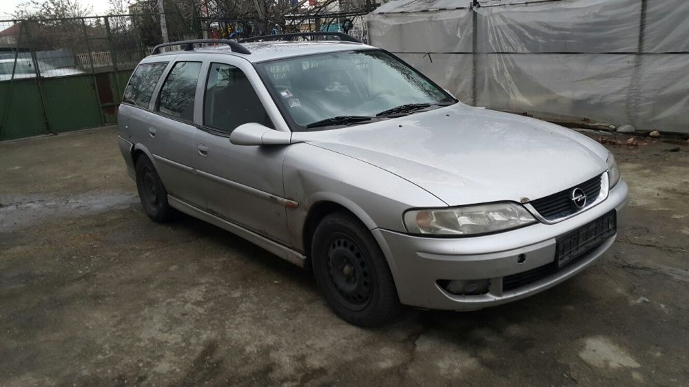 Вектра б 2.2 дти 125 коня НА ЧАСТИ / Vectra B 2.2 dti 125k.s na chasti