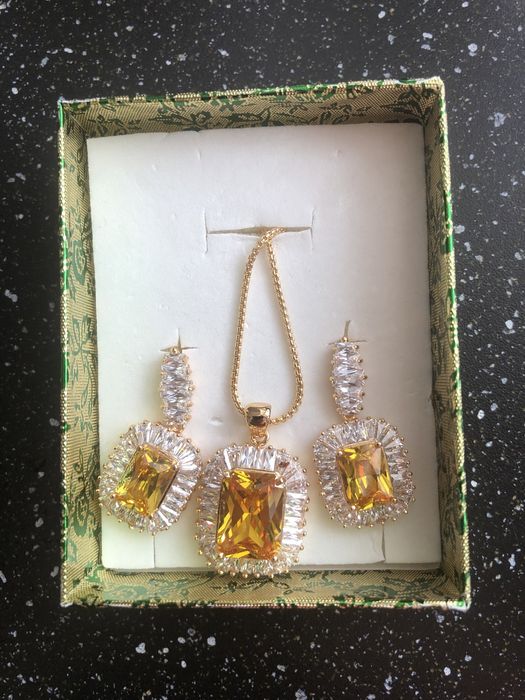 Комплект бижутерии