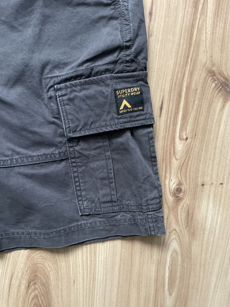 SUPERDRY cargo/мъжки къс карго панталон W30