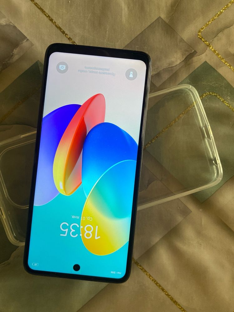 Срочно Продается телефон Tecno Spark Go