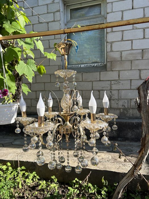 люстра в хорошем состояние б/у за 10000 тенге