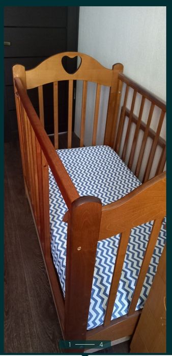 Кроватка с матрасом