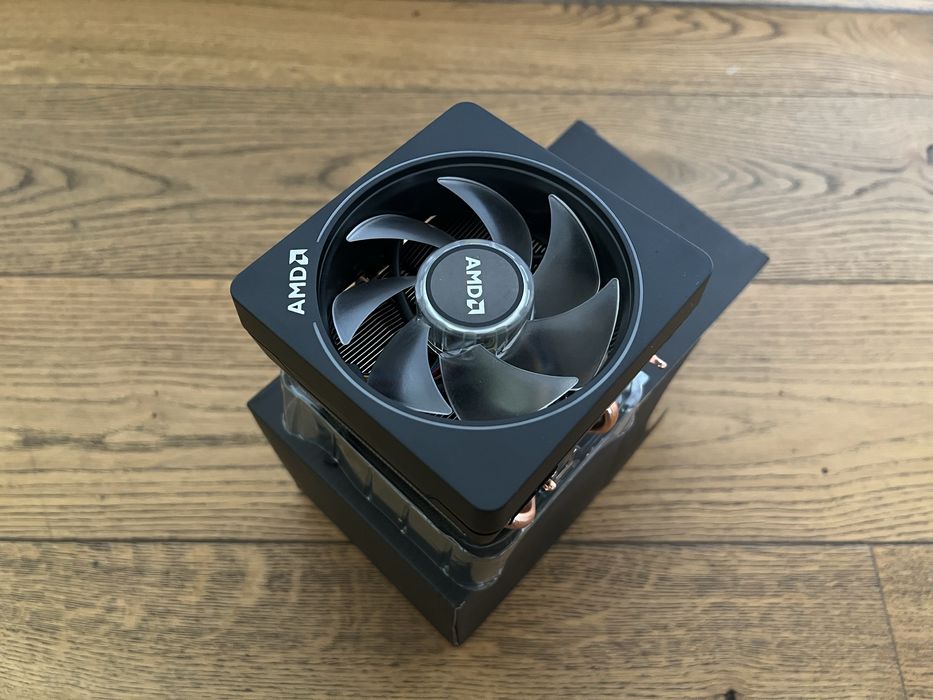 Vand Fan Cooler pentru procesor AMD Ryzen 7 3700X