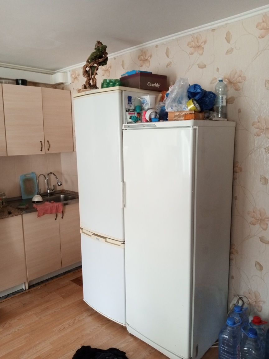 Продается холодильник Бюриса б/у