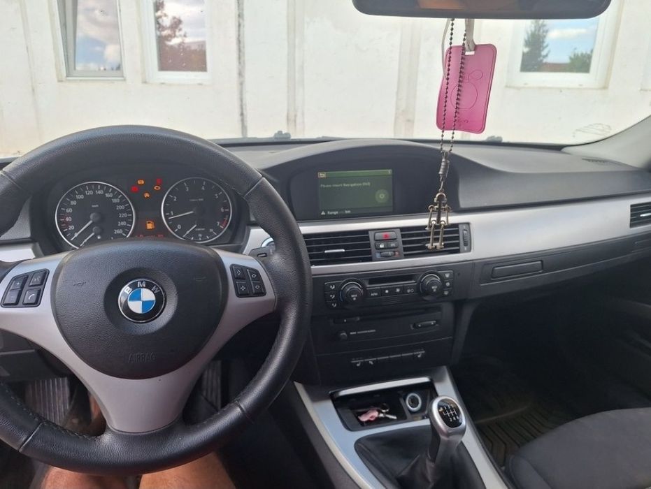 Vând BMW seria 3 E90
