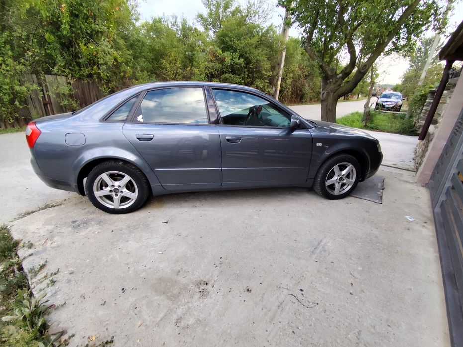 Vând audi a 4 b6 19