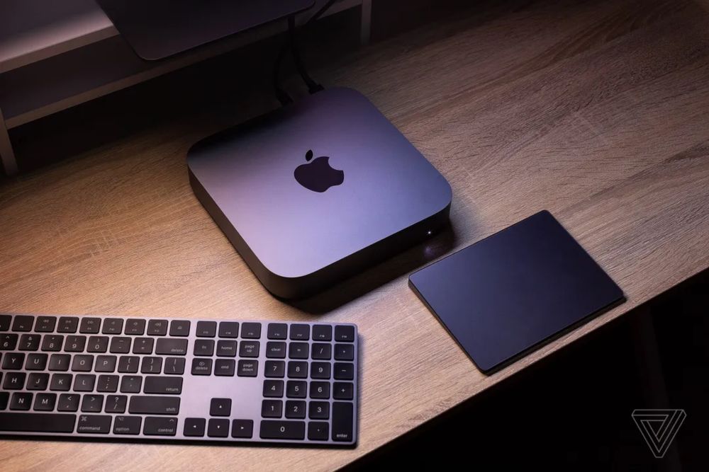 Продам mac mini 2018 i3-8 gen ssd 128gb