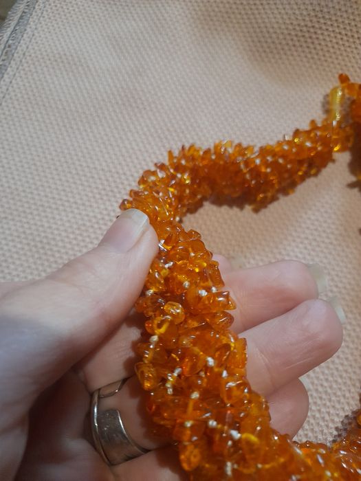 Кехлибарена огърлица