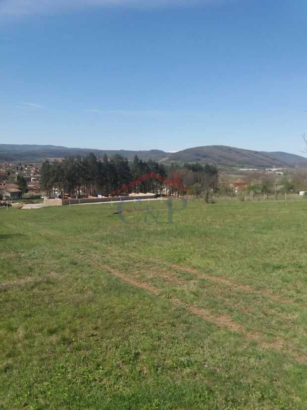 Панорамни парцели за жилищно строителство в гр. Дебелец