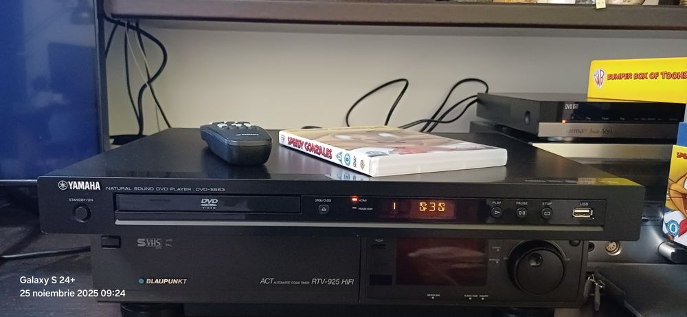 DVD-CD player Yamaha DVD-S663