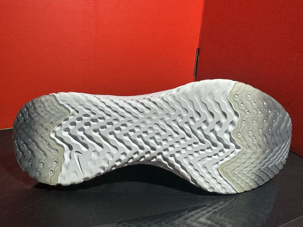 Оригинални! Nike Epic React Flyknit - 42.5 ShoeMag