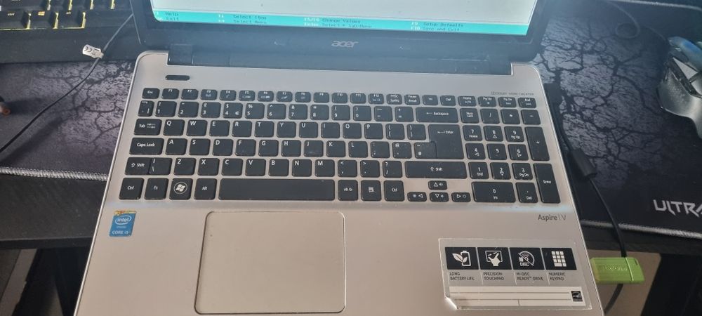 Лаптоп - Acer Aspire V, Touchscreen, Intel i5, 552GB