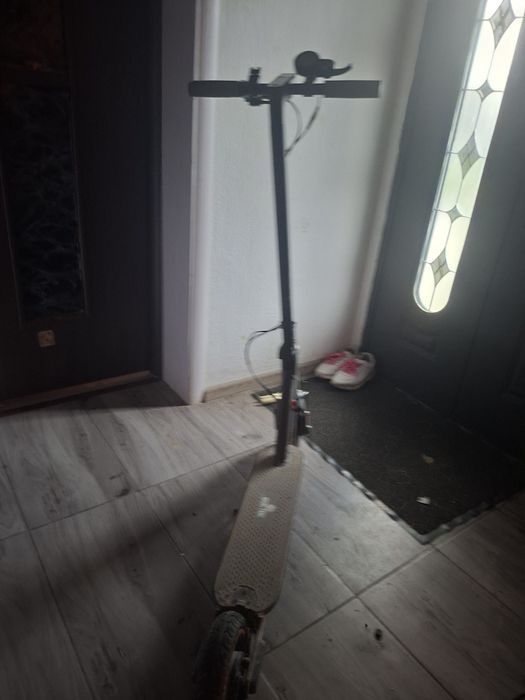 Vând trotineta electrica prinde 36 la ora