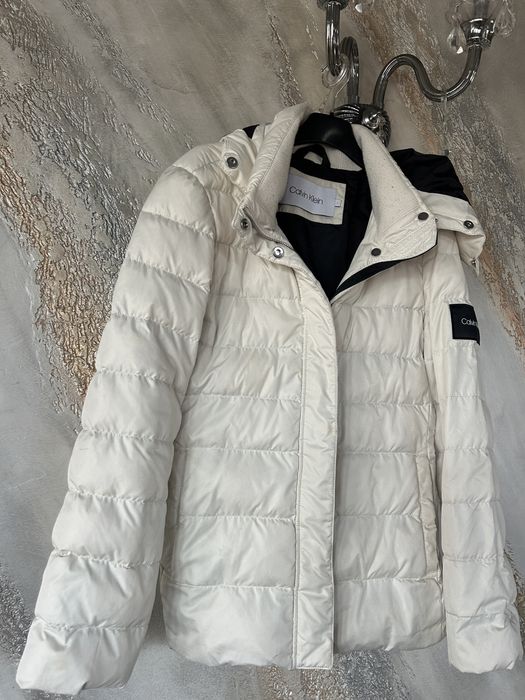 Geaca Calvin Klein autentica iarna din puf de gasca