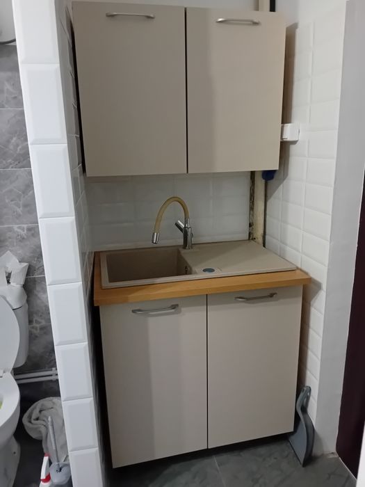 Dulap si cabina de dus